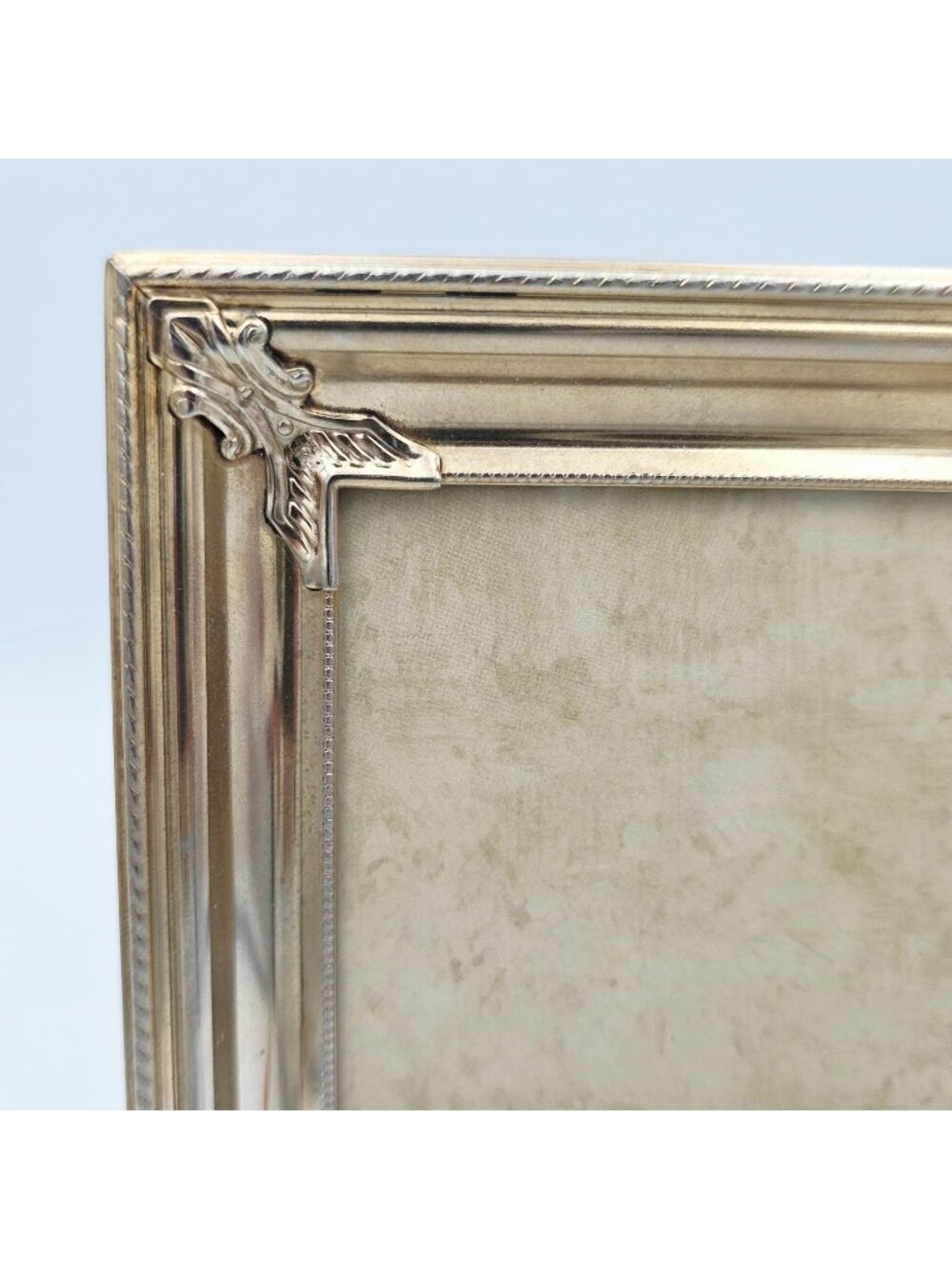 Gold Ornate Vintage Picture Frame Embossed Applied Corner Detailing 4x6 PF96